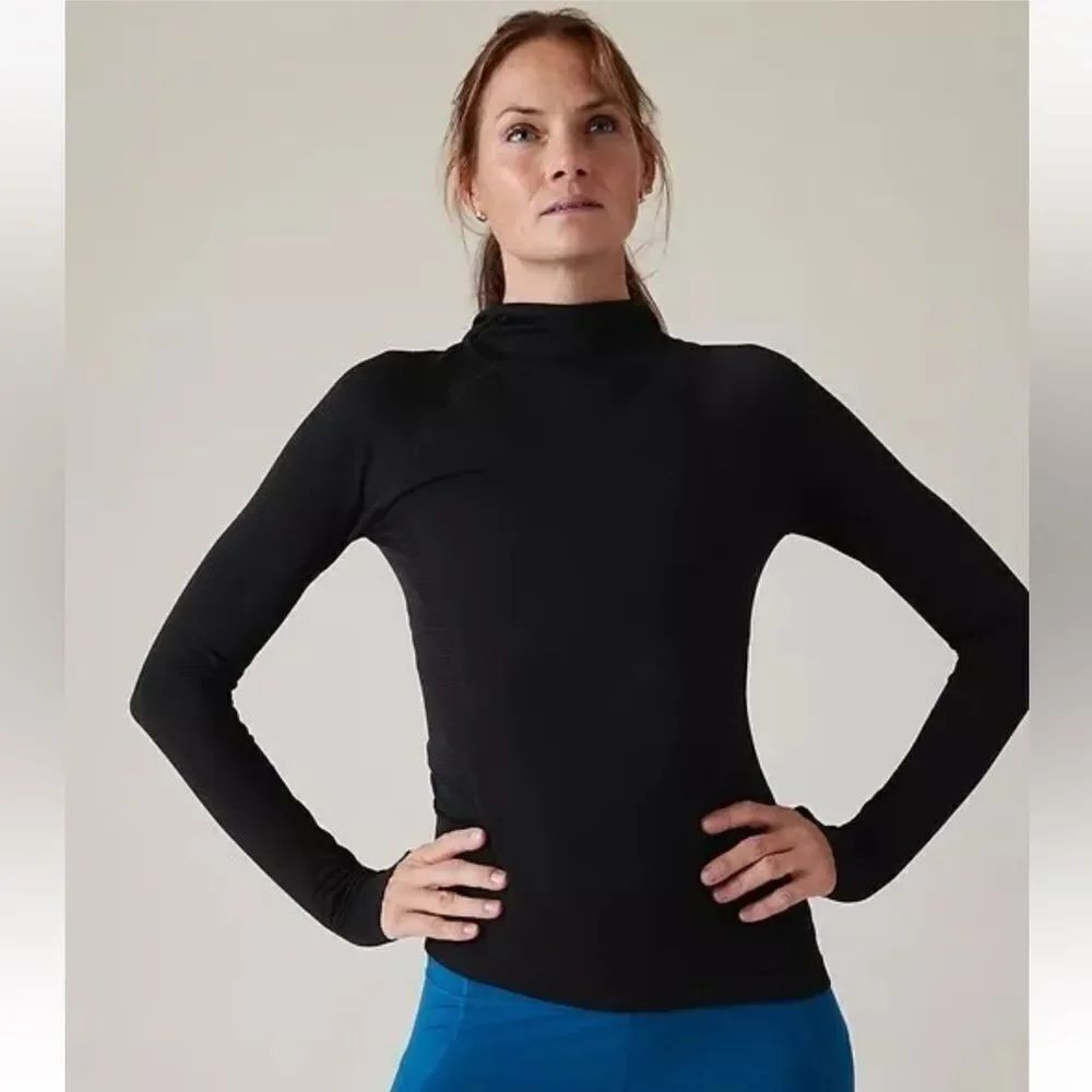 NWT New ATHLETA Flurry Seamless Hoodie Hooded Top Shirt Black Medium M